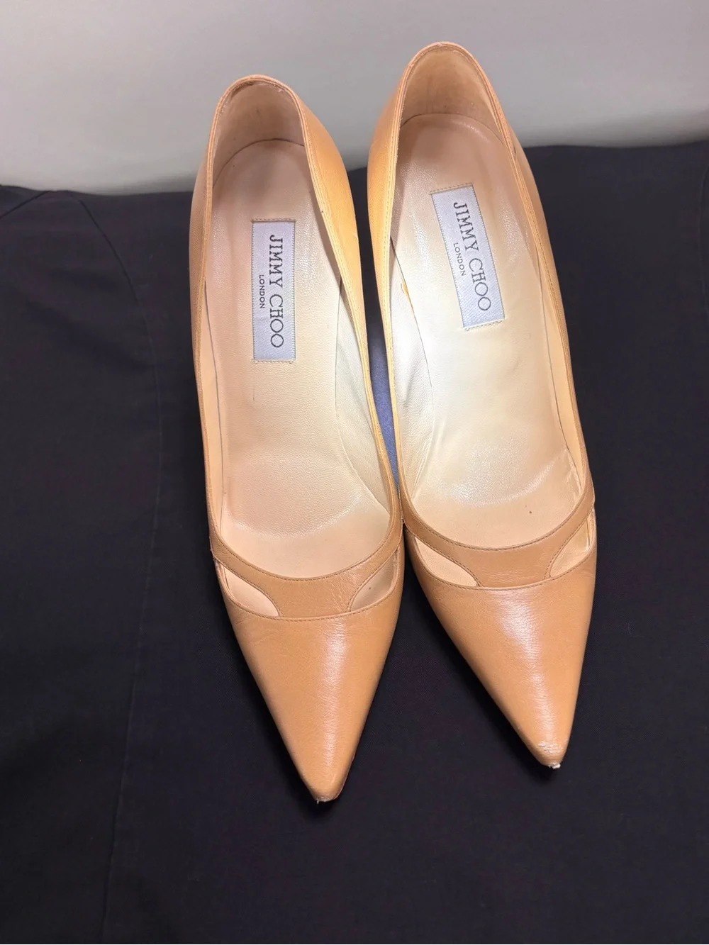 Jimmy Choo Tan Leather Pointed-Toe Pumps EU 38.5 US 8 With a 4” heel